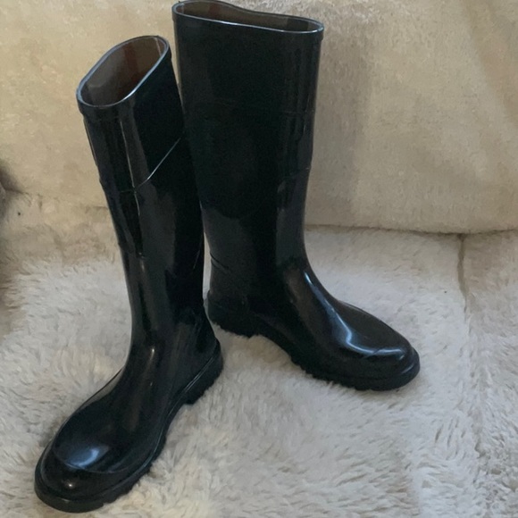 Authentic Burberry, rain boot - Picture 7 of 7